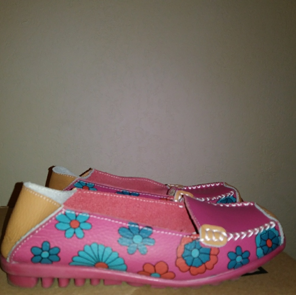 Shoes - Picture 2 of 2